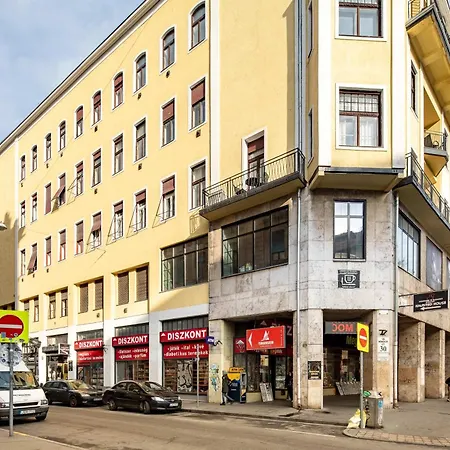 Centrally Located Comfortable