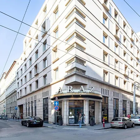 Appartement Centrally Located Comfortable *